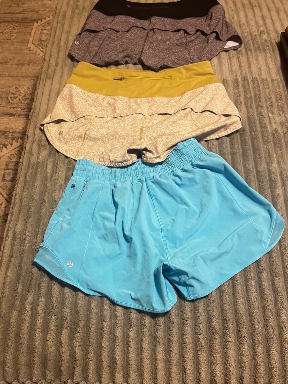 Lululemon Active Run Shorts - Picture 2 of 7